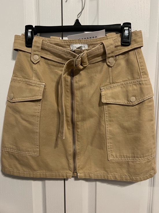 Topshop Dresses & Skirts - Topshop Beige Utility Skirt with Front Zip and Belt